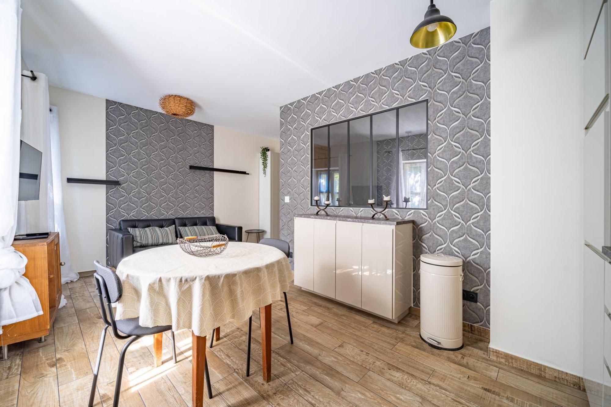 Cosy Room'S Frontonas Exterior foto